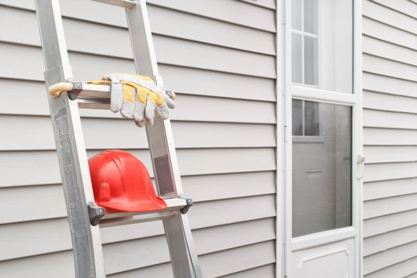 Cost of Home Siding Replacement in Vista