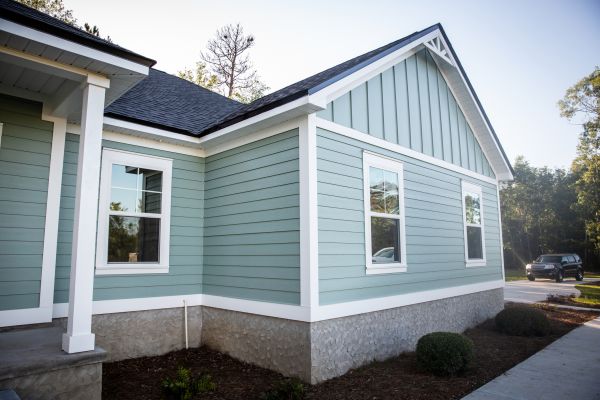 Residential Siding Repair in Vista