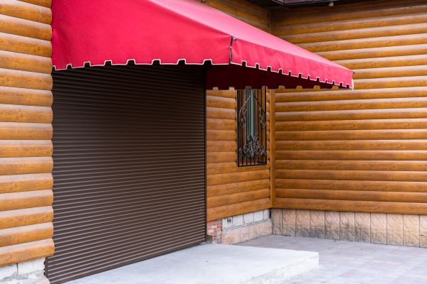Hardwood Cladding Installation in Vista