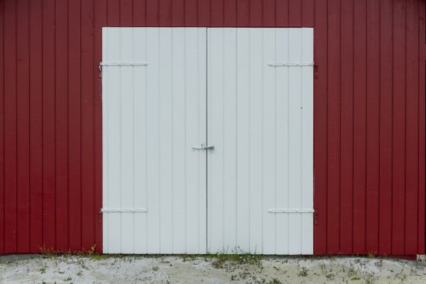 Pole Barn Siding Installation in Vista